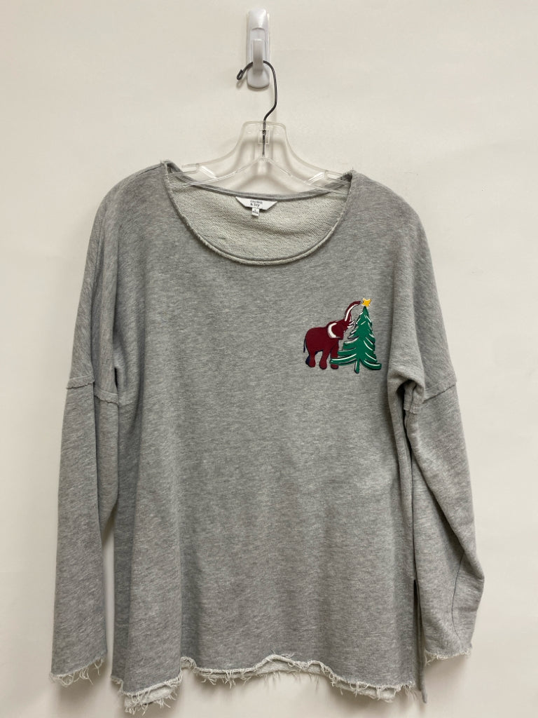 Crown &amp; Ivy Size L Gray Burgundy/Green Elephant(s) Ladies Top
