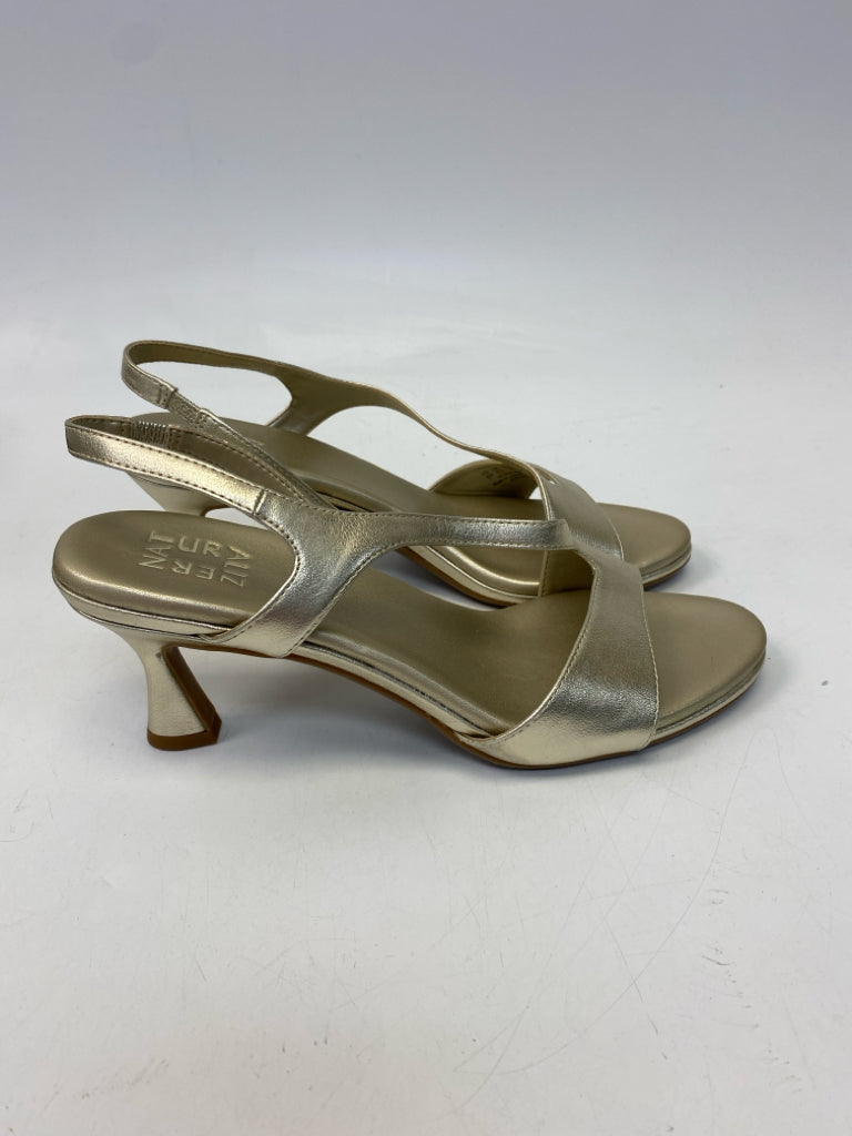 NWOT Naturalizer  Size 9 Gold Metallic Sandals