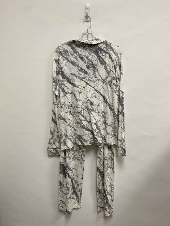 Size L White/Gray Marbled Ladies 2pc Pajamas