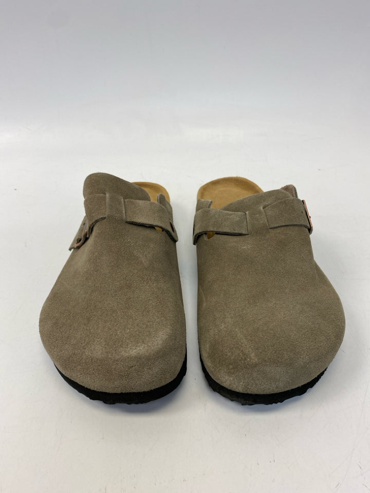 NWT Project Cloud Size 9 Tan Buckle Suede Men&