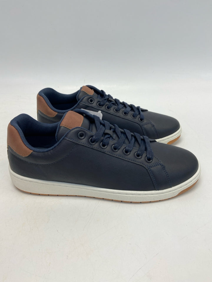 NWT 32 Degrees Size 9 Navy Lace-Up Men&