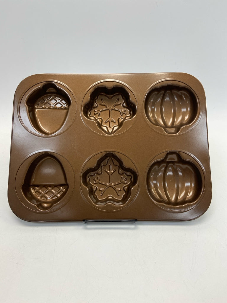 Brown Leaves Bakeware