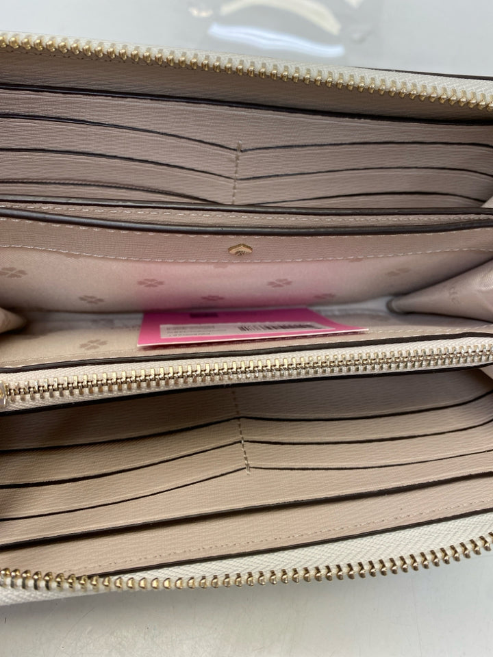 NWT Kate Spade Cream Tan Wallet