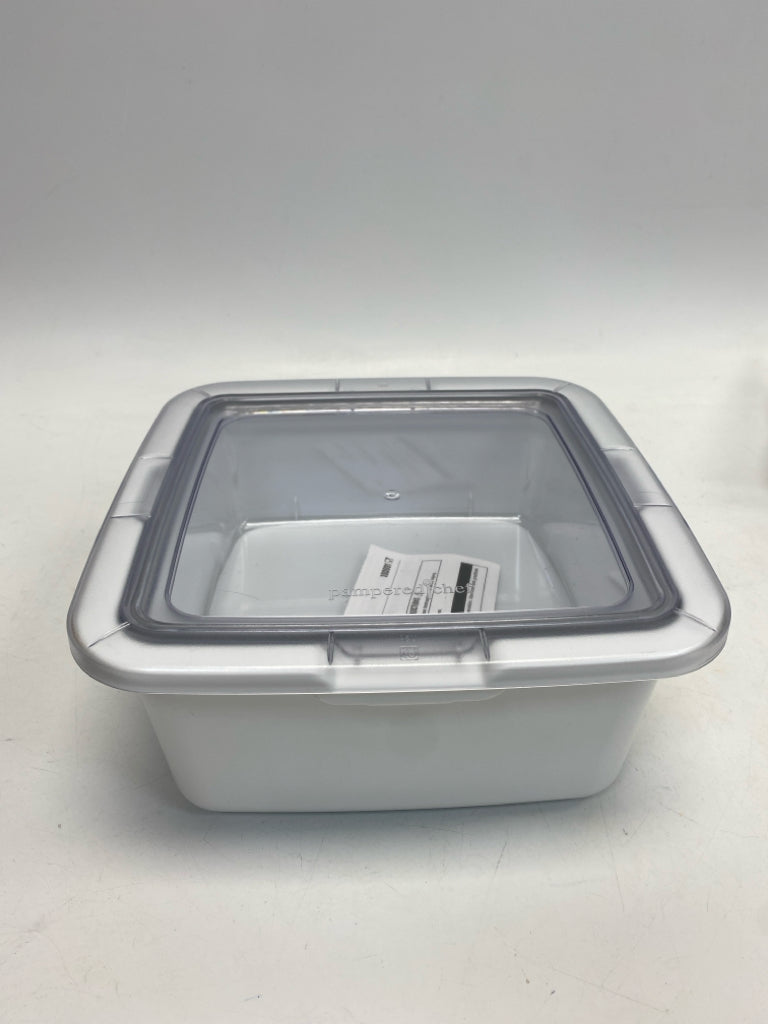 Pampered Chef White Clear Serving Piece