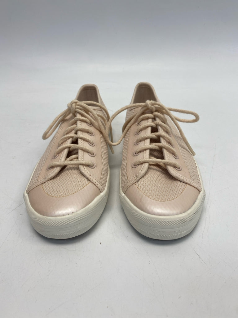 Keds  Size 5.5 Peach Lace-up Sneakers