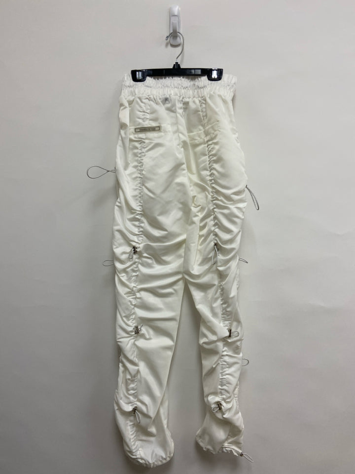 NWT Size 6 White Ruched Ladies Pants