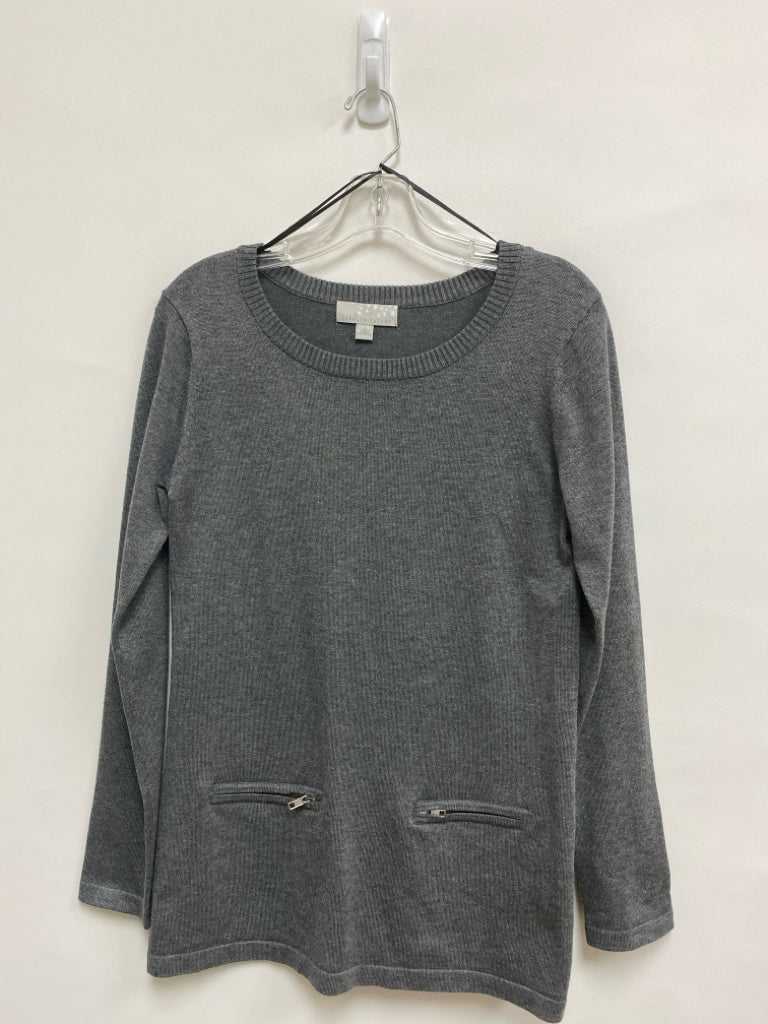 Size S Gray Mottled Ladies Sweater