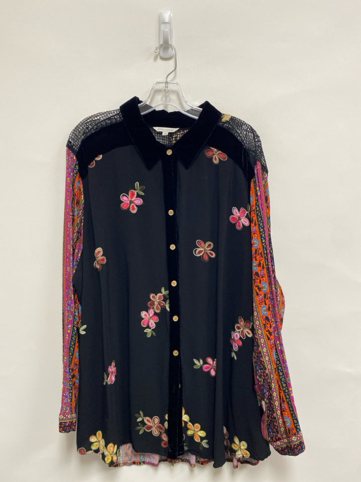 JOHN MARK  SIZE  3X Black Orange/Pink Flowers Plus Size Top