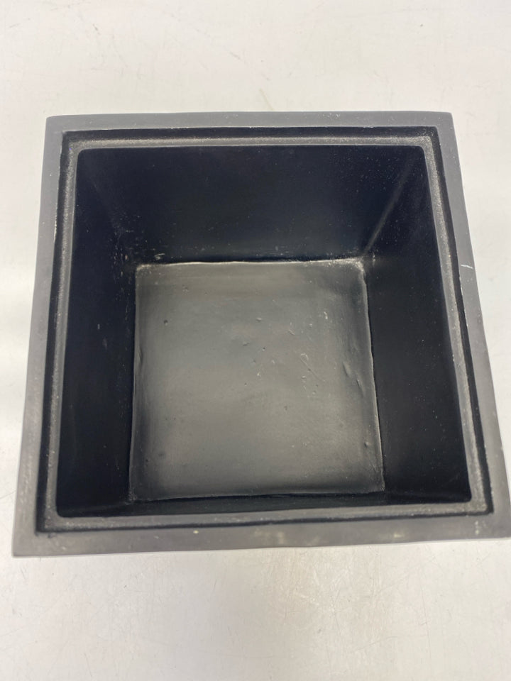 Black Mirrored Box