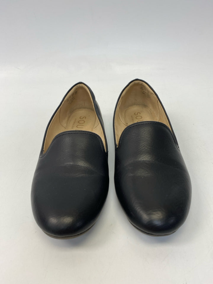 Naturalizer  Size 10W Black Flats