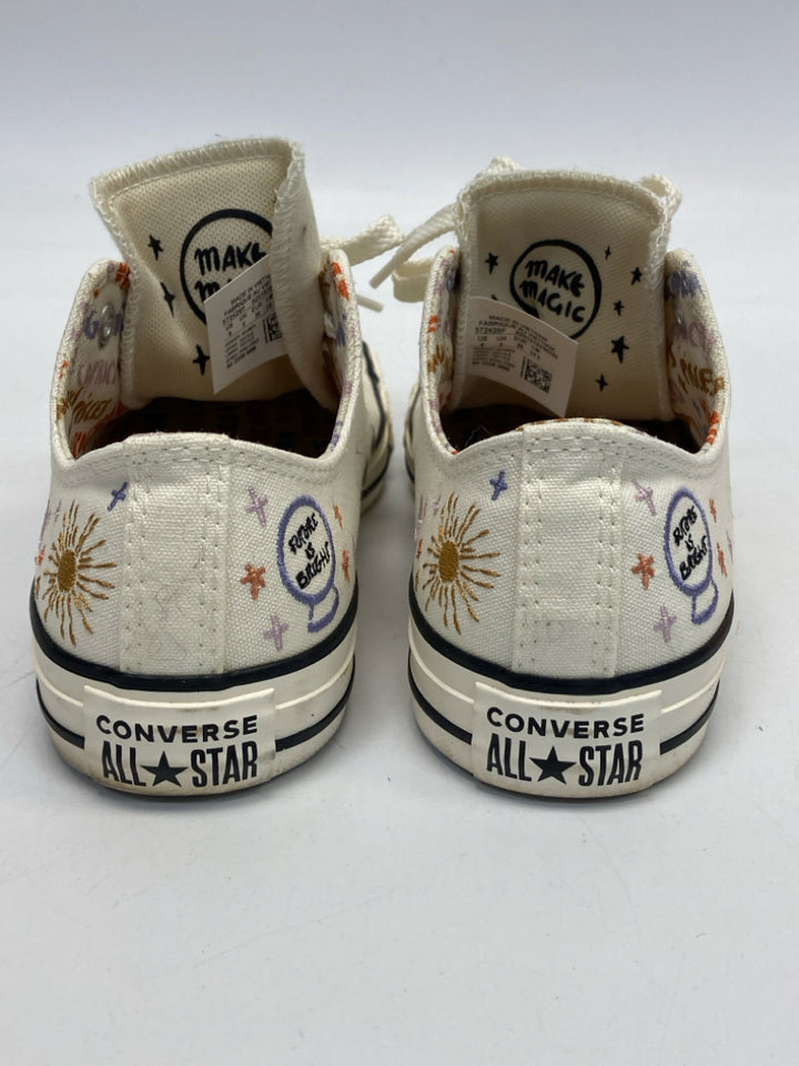 Converse  Size 8 Cream Lace-up Sneakers
