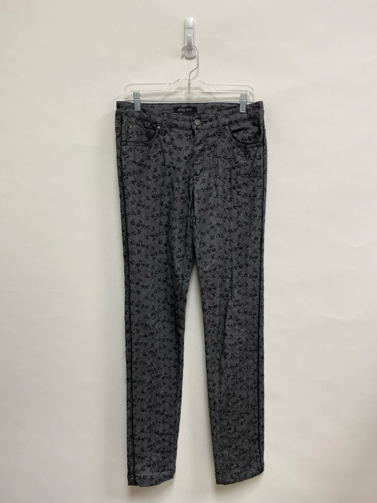 ETCETERA Size 6 Dark Gray Black Flowers Embroidered Ladies Jeans