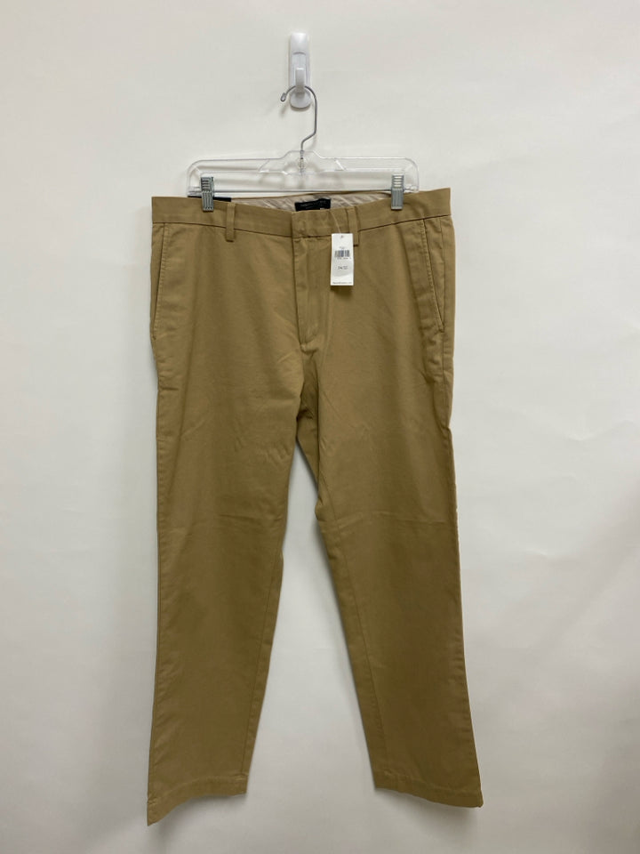 NWT Banana Republic Size 34 Khaki Men&