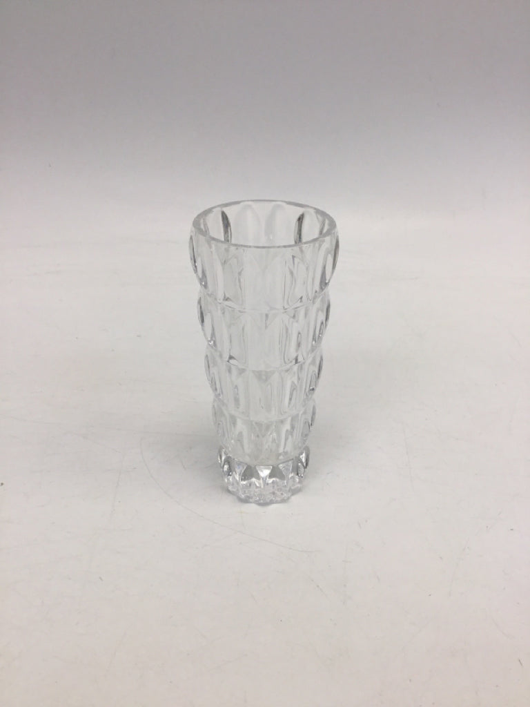 Clear Ribbed Glass Vase