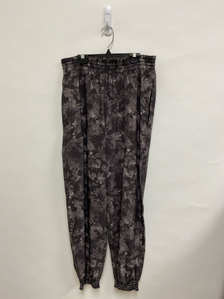 Athleta Size 12 Charcoal Gray Floral Joggers Ladies Pants