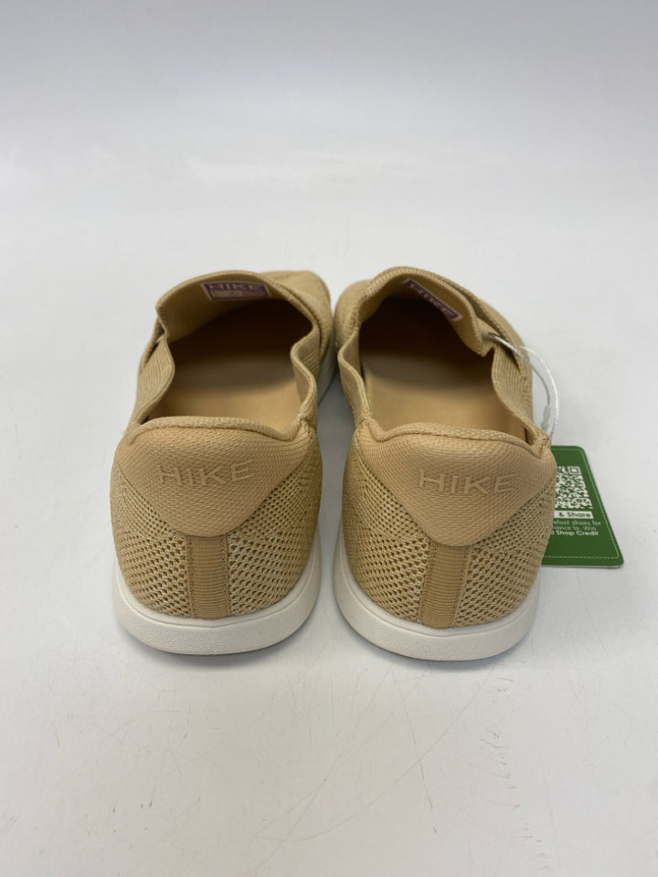 NWT Hike Footwear  Size 8 Brown Knit Flats