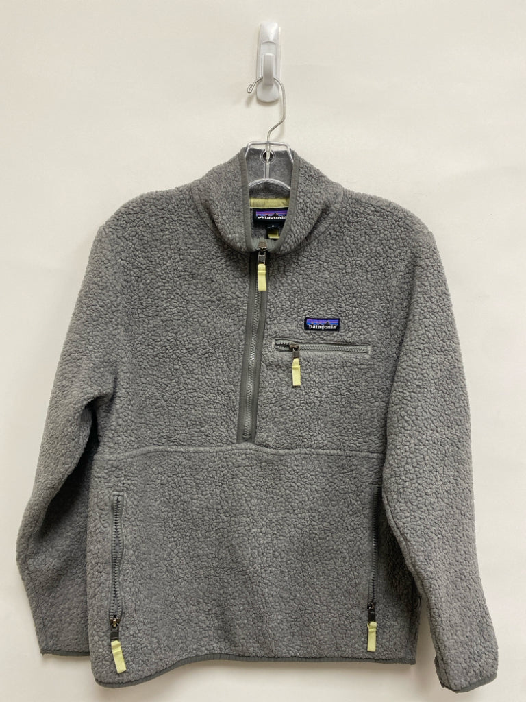 Patagonia Size M Gray Ladies Pullover