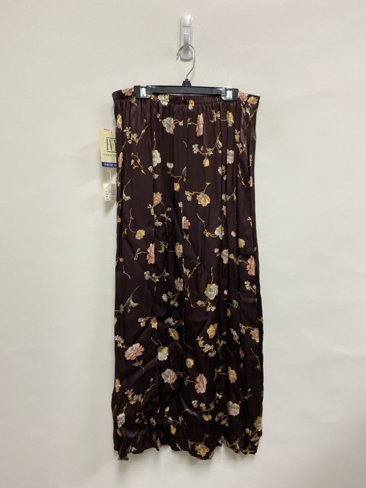 NWT Size 12 Dark Brown Floral Ladies Skirt
