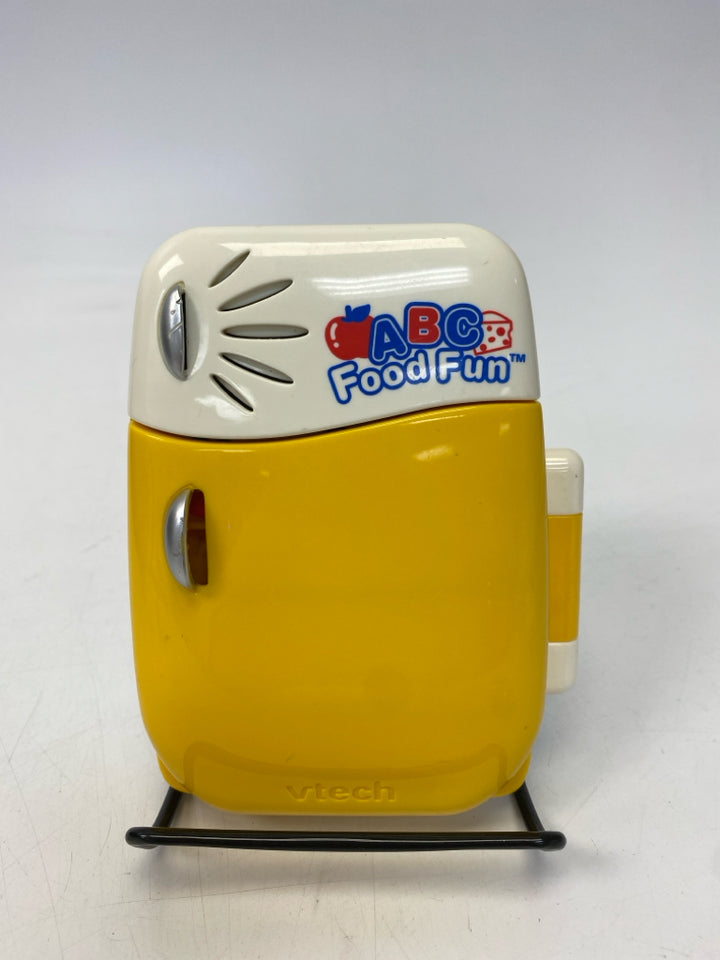 V-Tech ABC Food Fun Fridge w/26 Letter Magnets