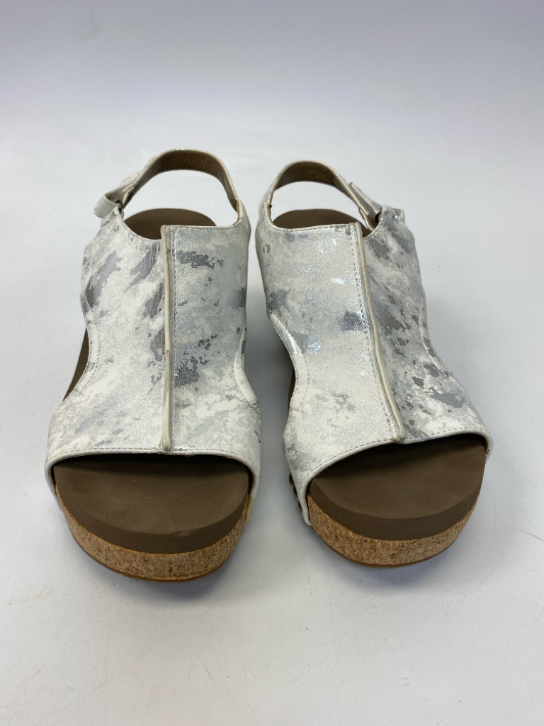 Corkys  Size 11 White Silver Sandals