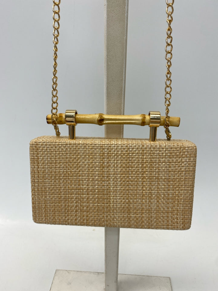 Studio Yay Natural Sea Coral Shell Handbag