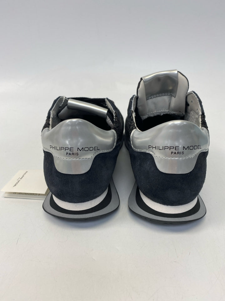 NWT Phillipe Model  Size 8.5 Navy Gray/Black Chenille Sneakers
