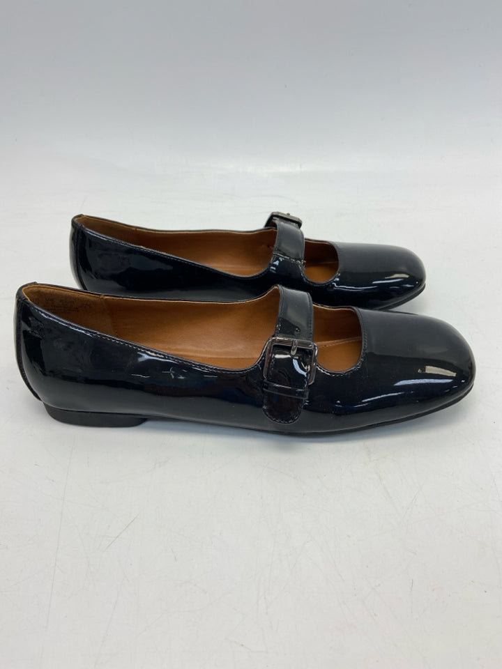 NWOT  Size 8 Black Buckle(s) Patent Flats