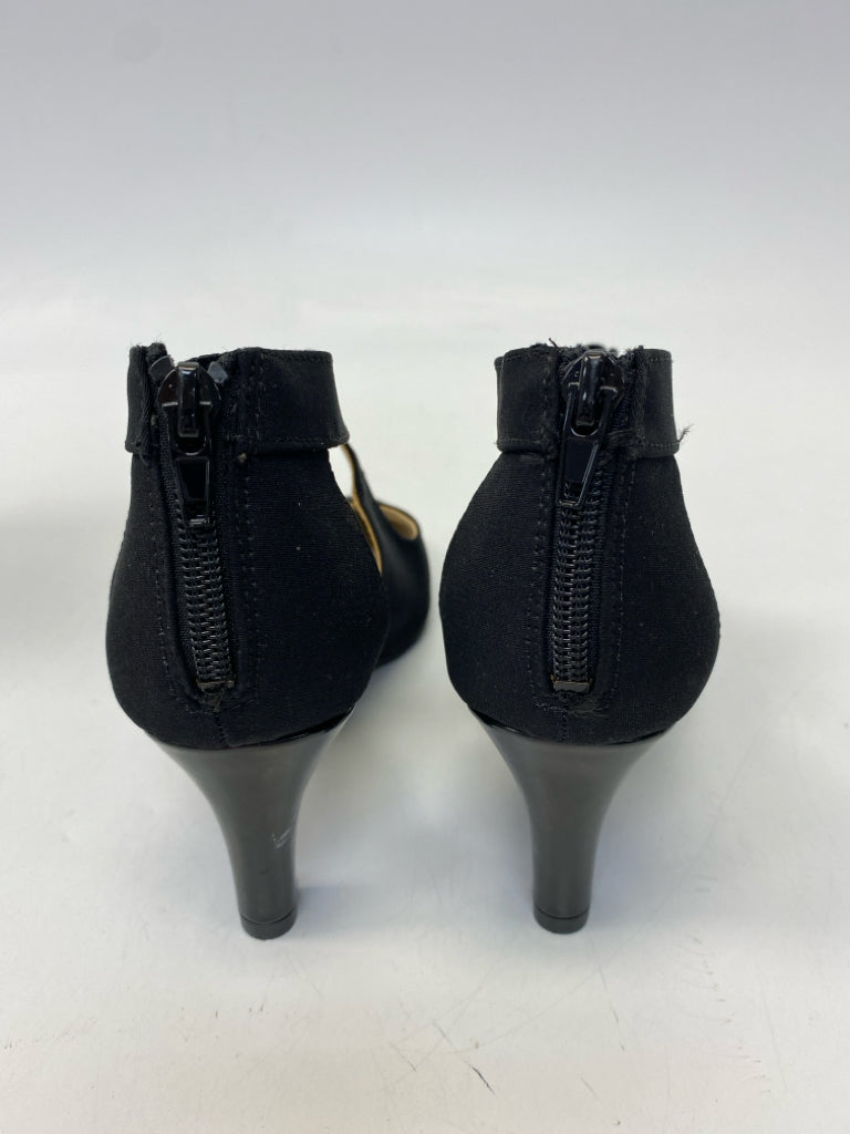 Life Stride  Size 6.5 Black Zipper Heels