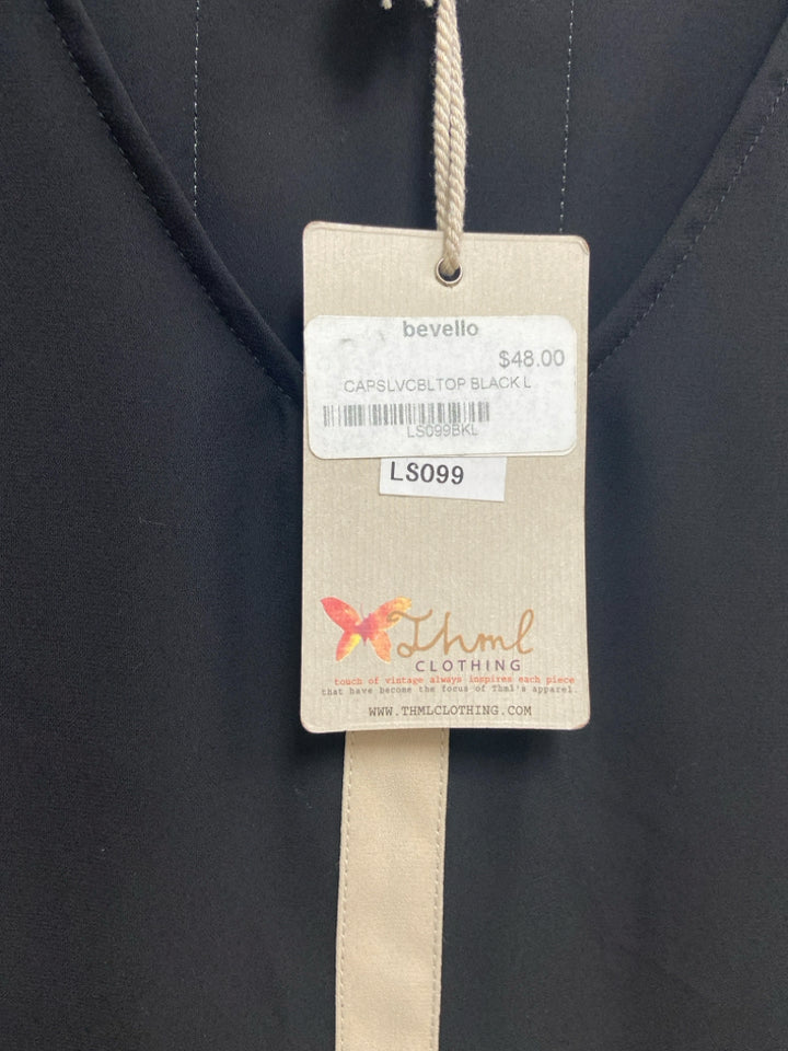 NWT THML Size L Black Beige V Neck Ladies Top