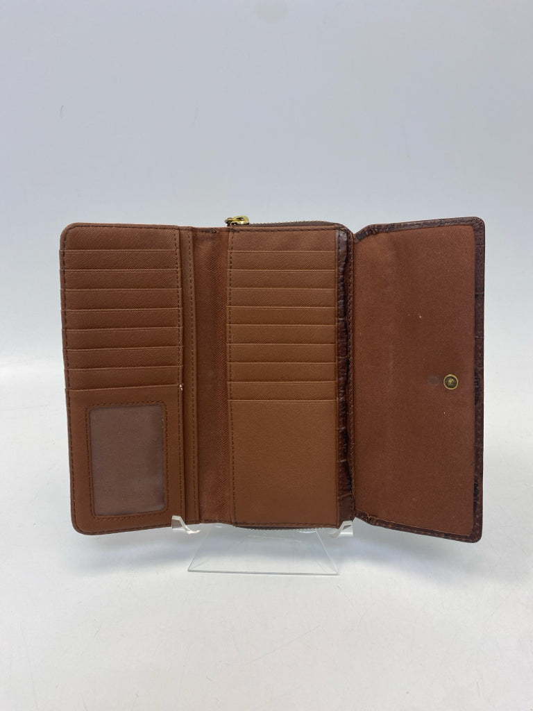 Fossil Brown Wristlet