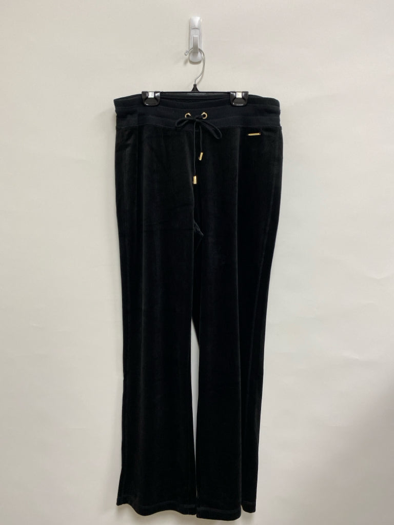 Halston Size M Black Velour Ladies Pants