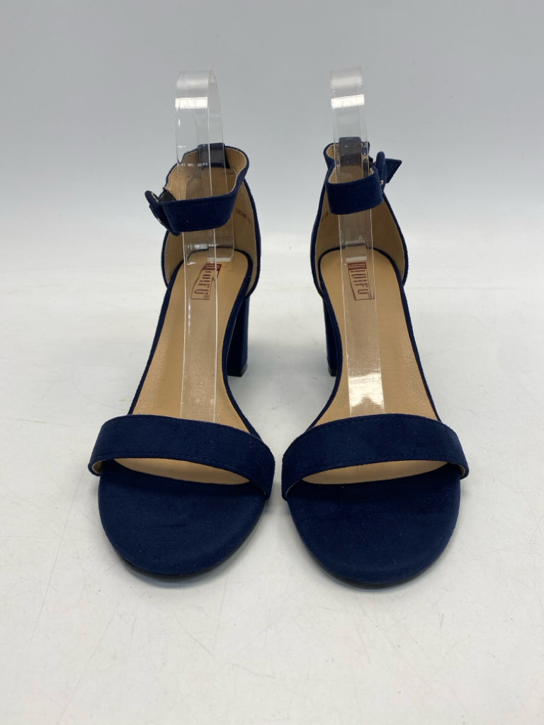 US Shoe Size 8 Navy Sandals