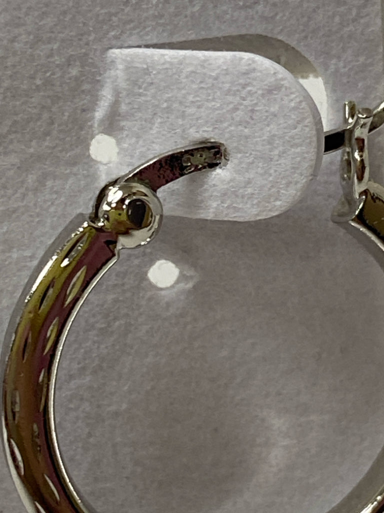 NEW/PKG Silver Earrings