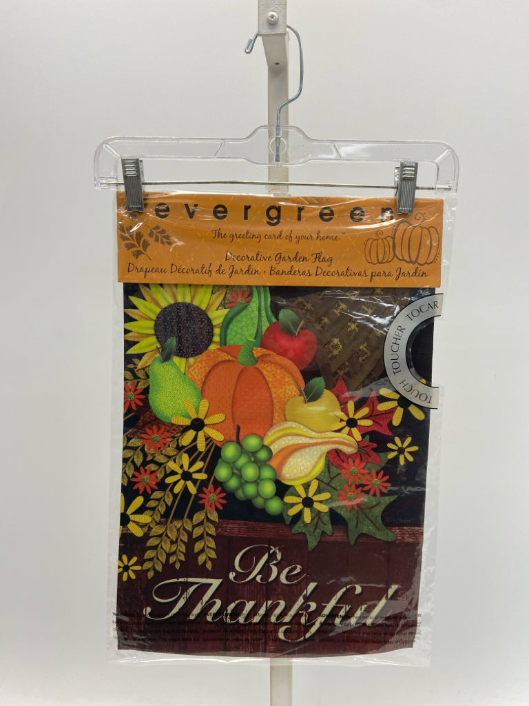 NEW/PKG Evergreen Brown/Green Orange/Multi Fruit/Veggies Thanksgiving
