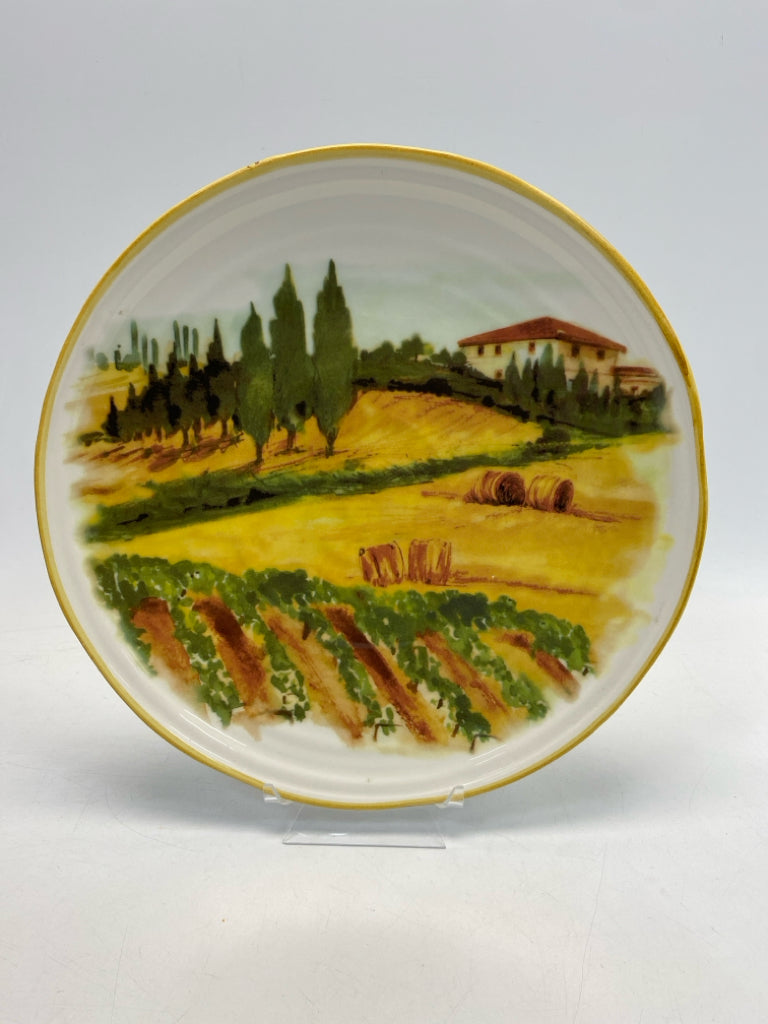White/Yellow Green Landscape Decorative Plate