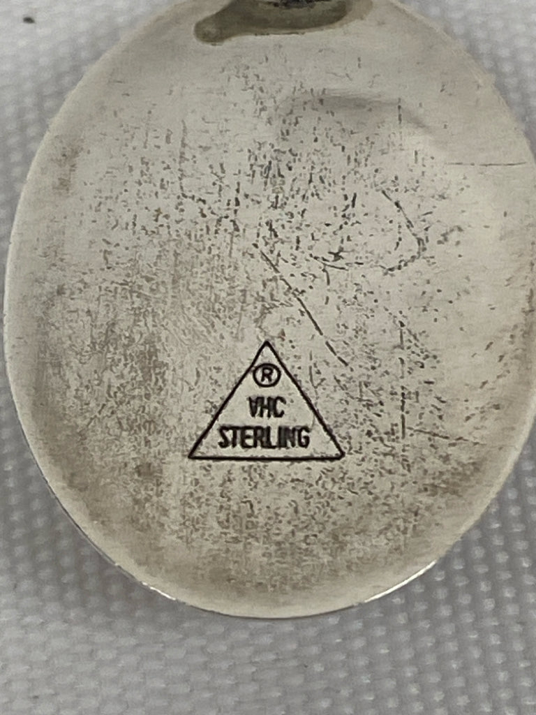 VHC Vidal Silver Black Oval(s) Pin