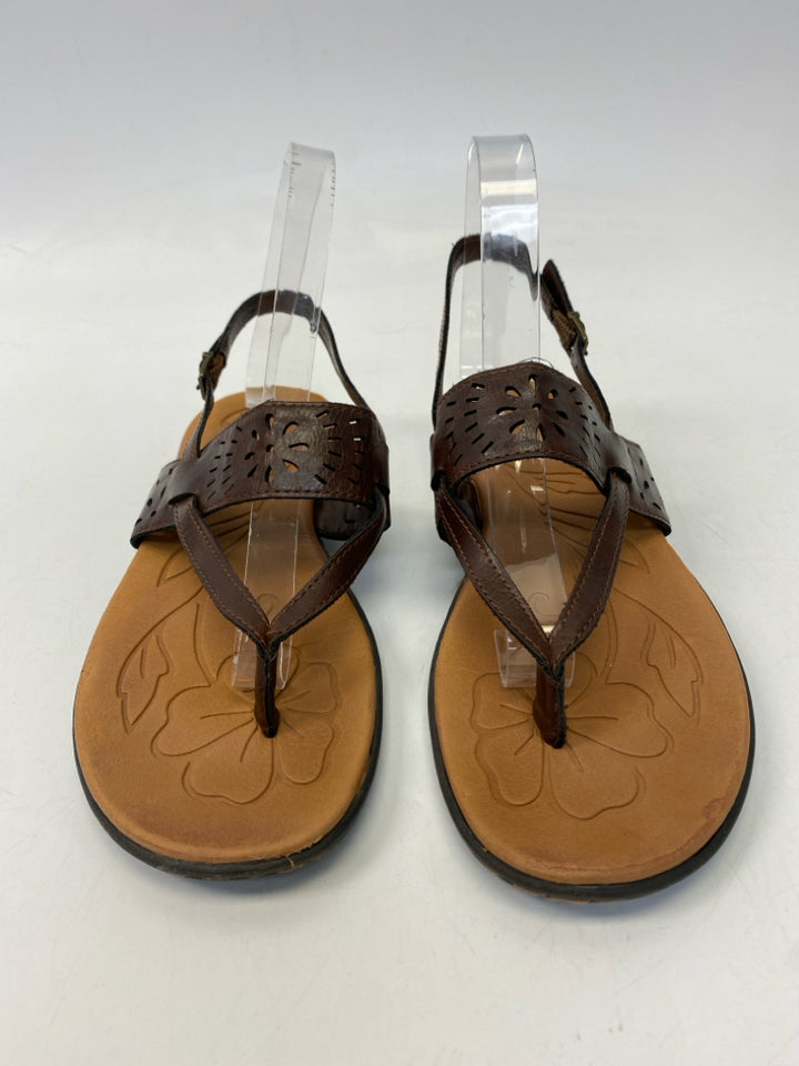 b.o.c.  Size 8 Brown Sandals