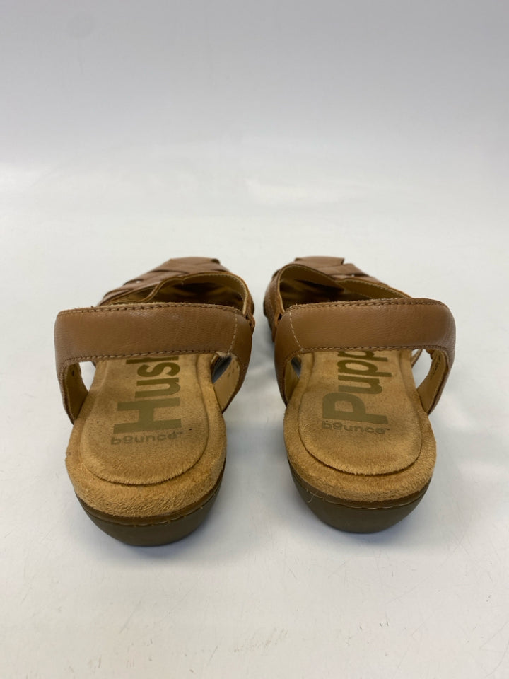 Hush Puppies  Size 8.5 Tan Sandals