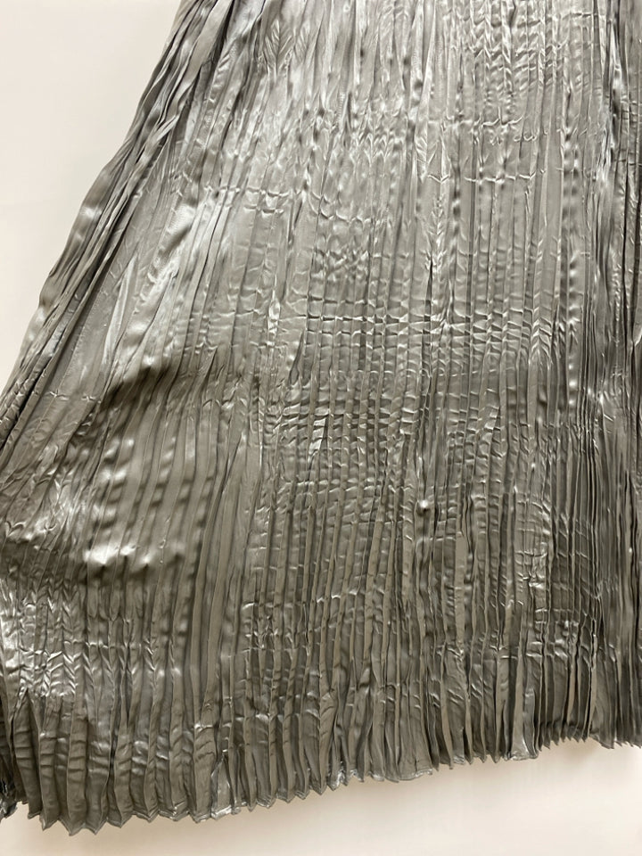 NWT Sigrid Olsen Size 14 Silver Pleated Silk Ladies Skirt