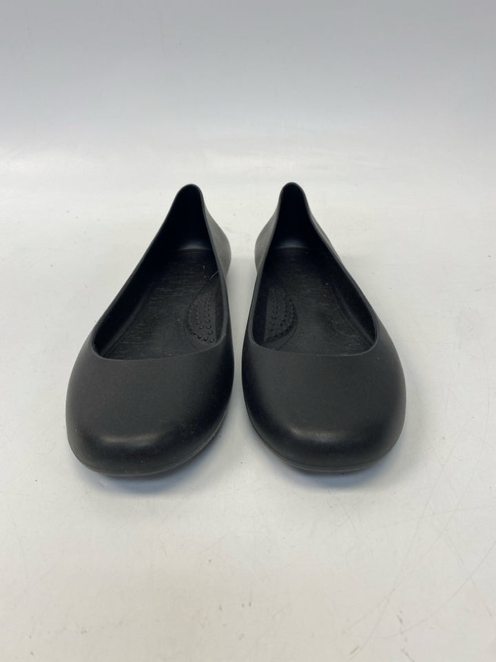 Size 7 Black Flats