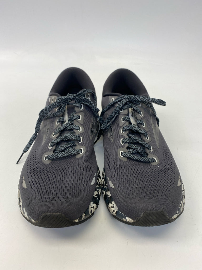 Brooks Size 9.5 Black Lace-Up Men&