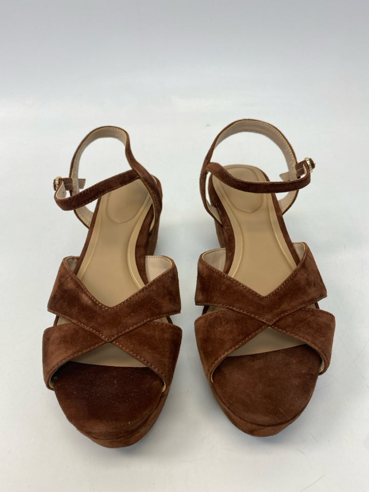 Size 7 Brown Suede Sandals