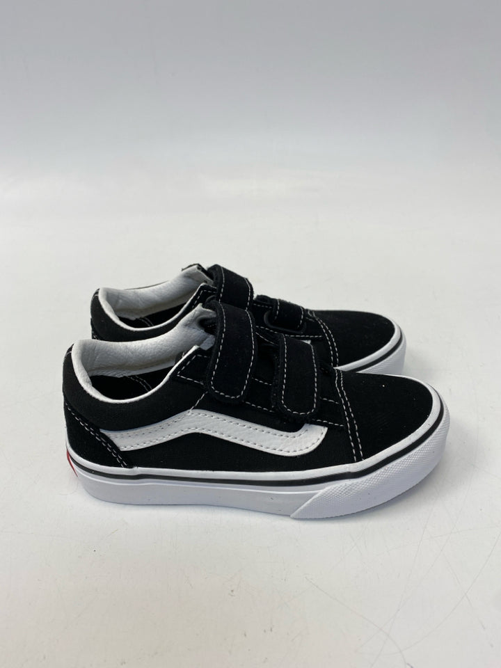 NWOT Vans SIZE 11 Black White Boy&