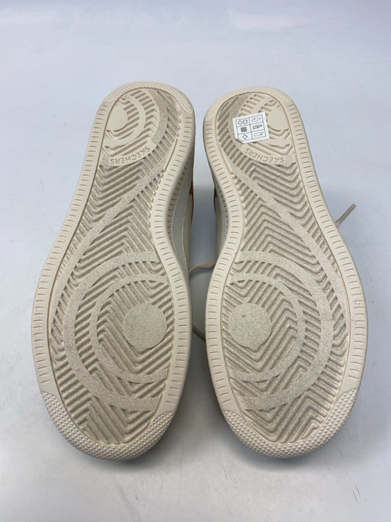 NWT Skechers  Size 8.5 Beige Gold Glitter Sneakers
