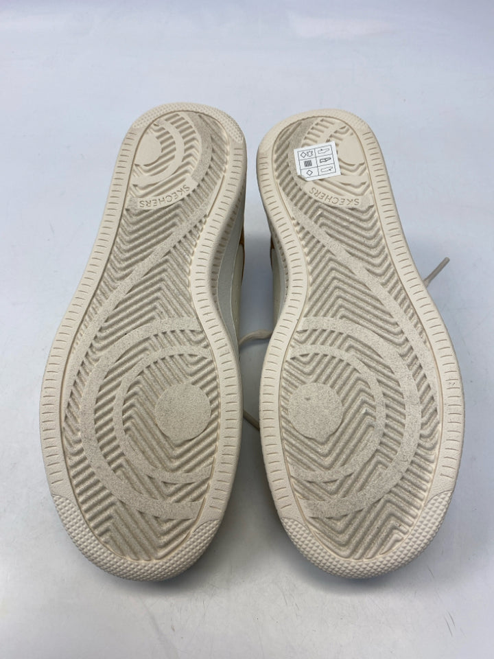 NWT Skechers  Size 8.5 Beige Gold Glitter Sneakers