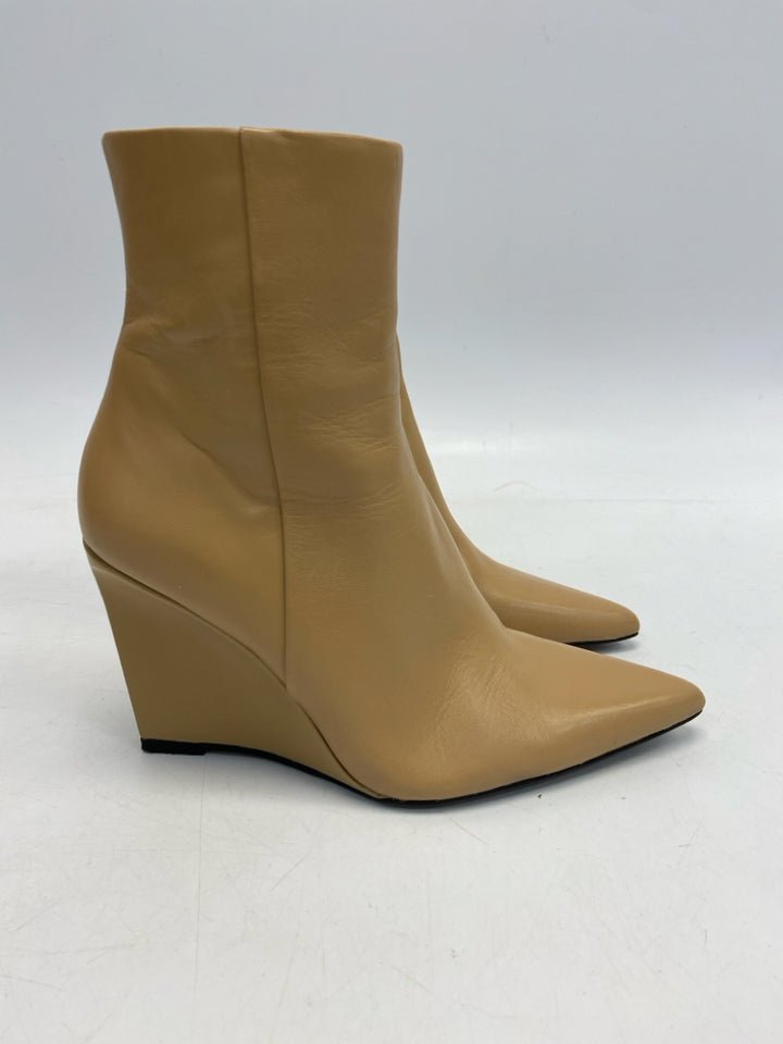 Zara EU Shoe Size 37 Camel Boots