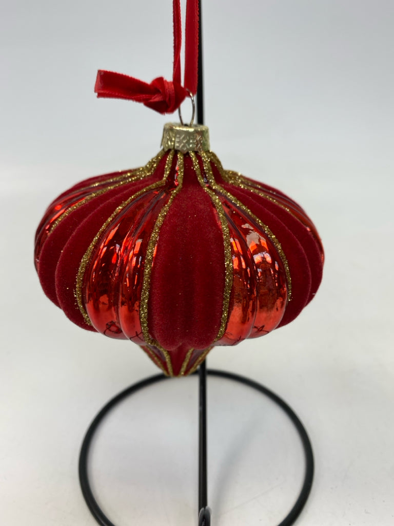 Red Gold Velvet Ornaments