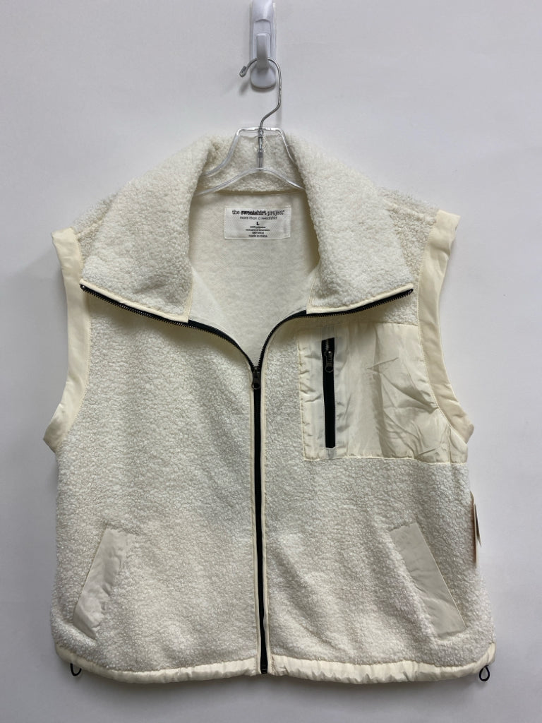 NWT Size L White Boucle Ladies Vest