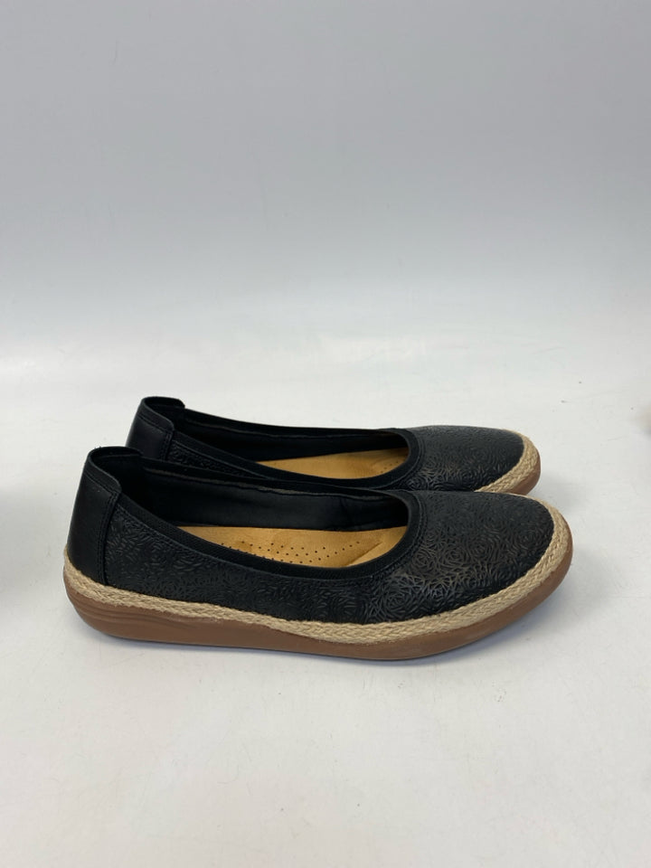 Clarks US Size 8 Black Flats