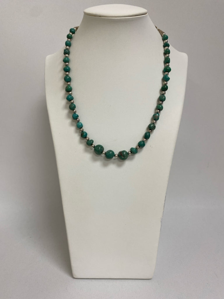 Aqua Silver Stones Necklace